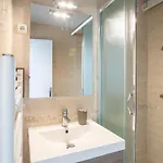 Le Petit élégant, Parking Facile, Gare, Wifi Appartamento *